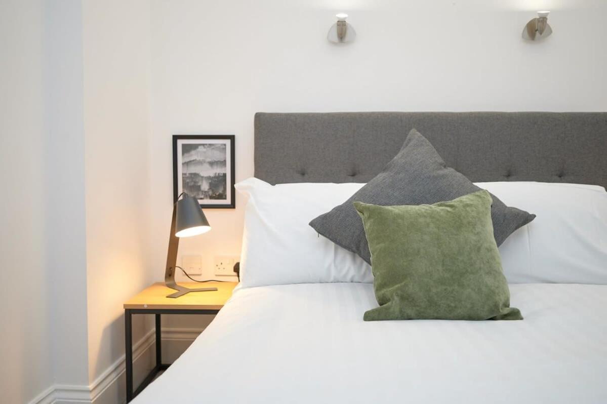 Lovely 2 Bedroom In Preston