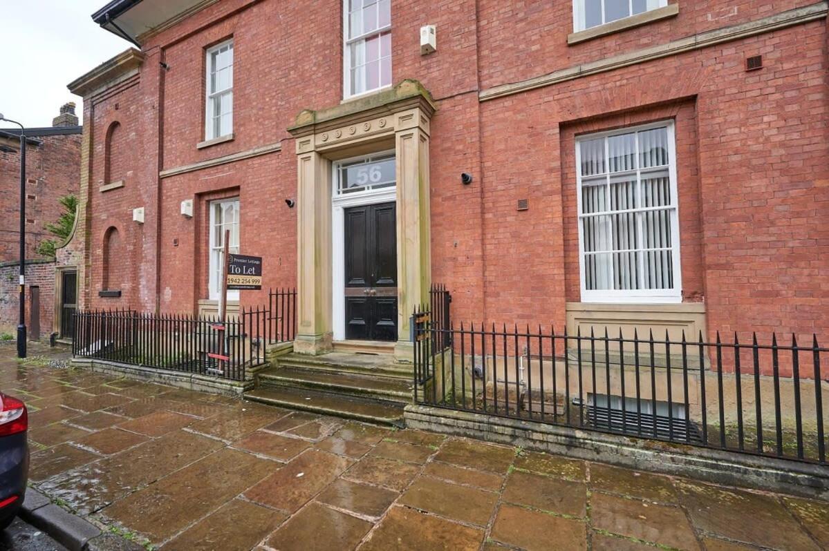 Lovely 2 Bedroom In Preston